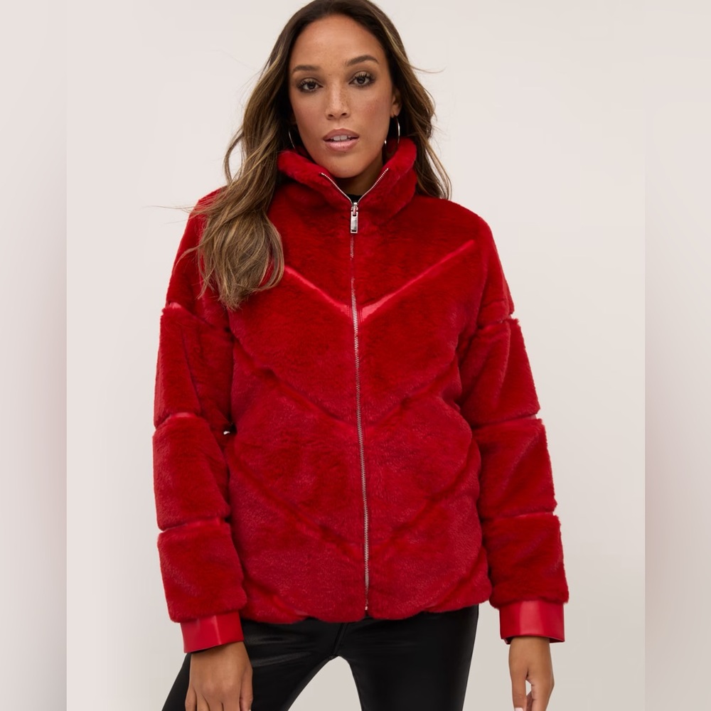 XXL Red Furry Chevron Jacket with Leather Trim